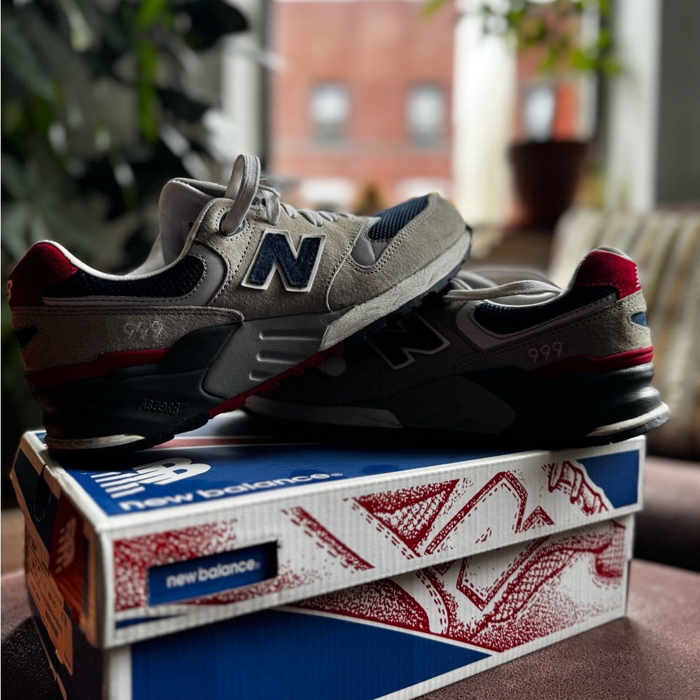 New Balance Gray and Burgundy Sneakers